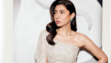Viral videos of Mahira Khan mesmerize her fans