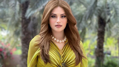 Neelam Muneer Faces Public Criticism for Styling and Outfit Choice