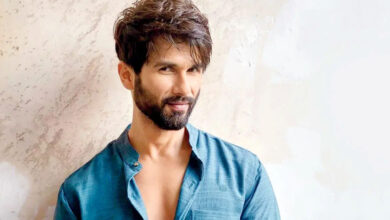 Shahid Kapoor Reflects on his Journey and Initial Struggles as he Completes 20 Years in the Industry