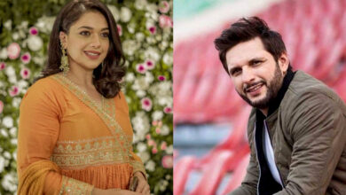 Sanam Jung Shares Encounter of Being Robbed of $5000, Receives Support from Shahid Afridi