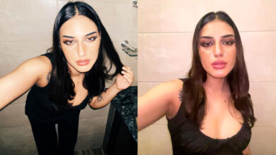 Anzela Abbasi mesmerizes with captivating bathroom selfies