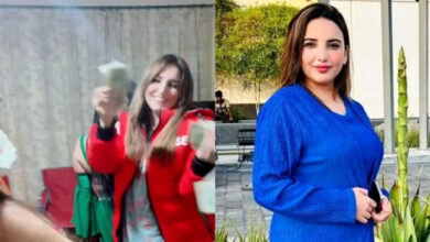 Hareem Shah's Generous Gesture: Showering Dollars on a Belly Dancer