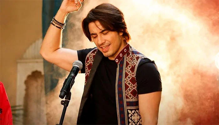 Ali Zafar's music video units off debate on the internet